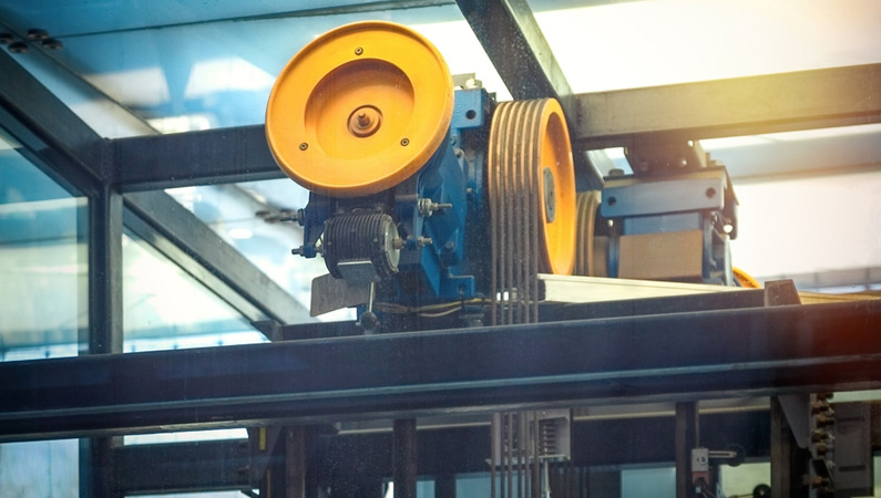 What Factors Affect the Performance of Elevator Motor?